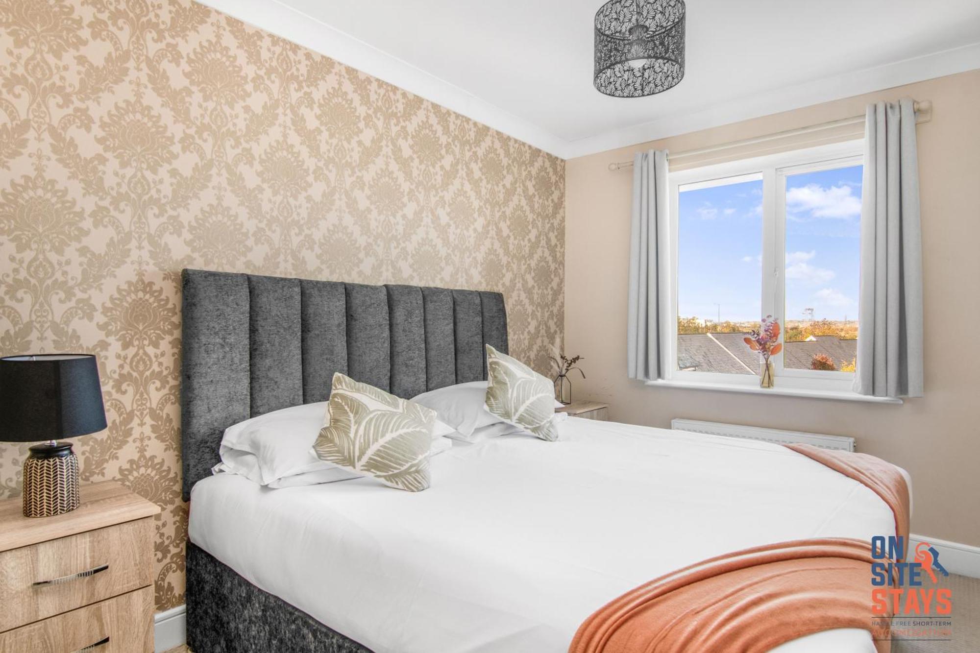 Onsitestays - Cosy 2-Bedroom Apartment With Free Parking, Wi-Fi & London Links Northfleet Extérieur photo