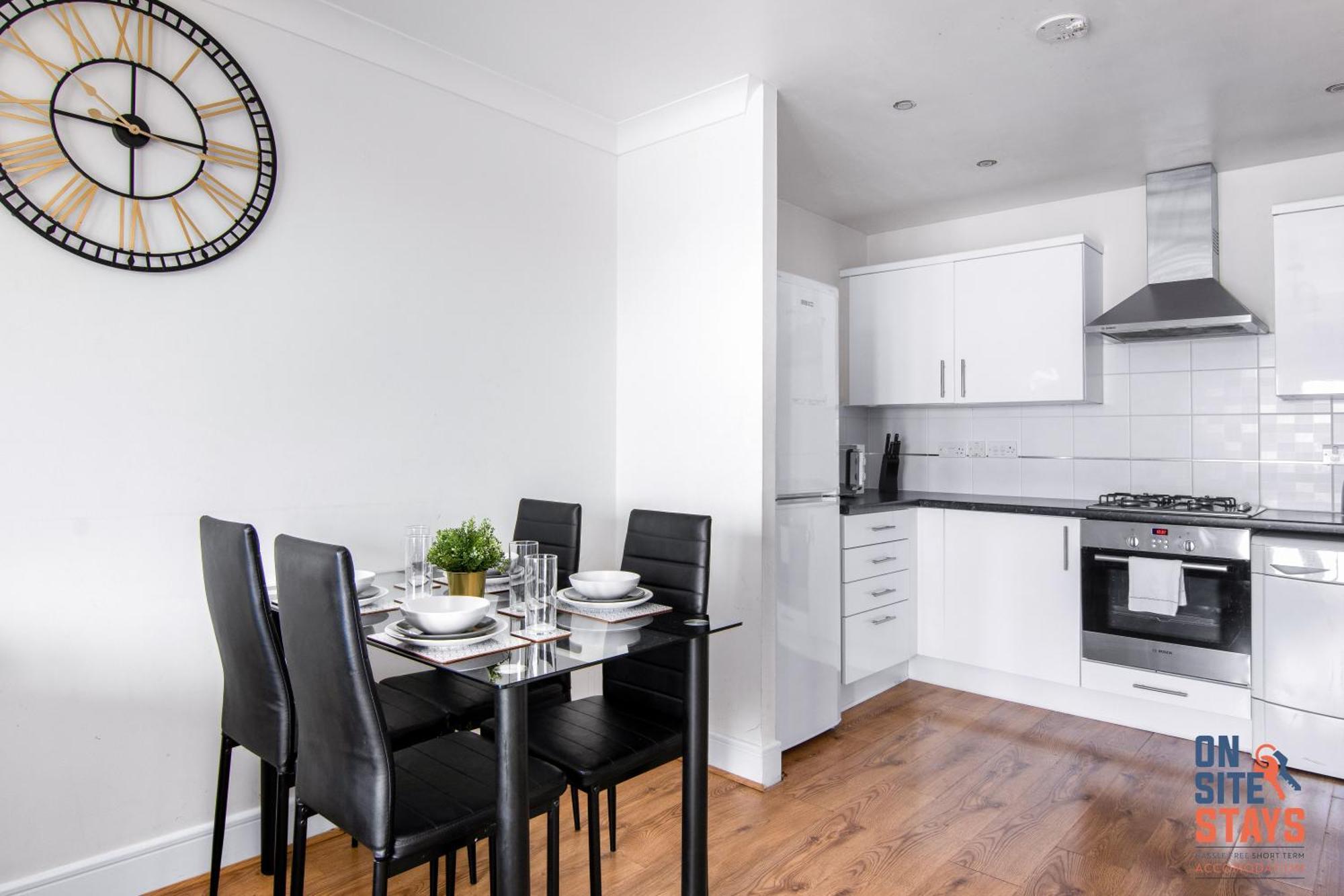 Onsitestays - Cosy 2-Bedroom Apartment With Free Parking, Wi-Fi & London Links Northfleet Extérieur photo